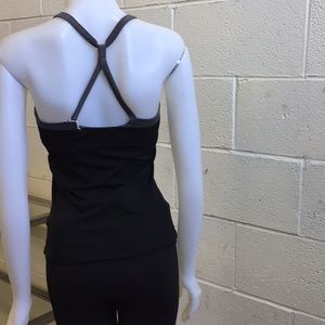 ALO Yoga Tops - Alo black tank, sz s, 57425 ALO Yoga Tops - Alo black tank, sz s, 57425